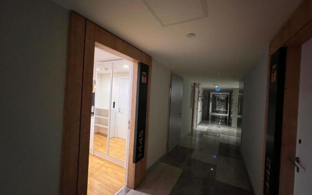 Orbi City Apartament