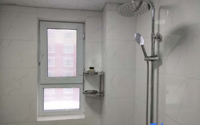 Tieqi Youth Apartment