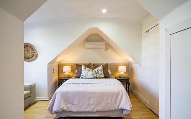 Shelbourne Lodge