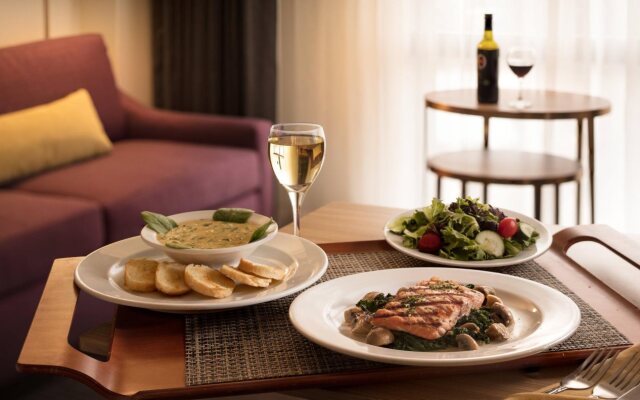 Crowne Plaza Dallas Market Ctr - Love Field by IHG