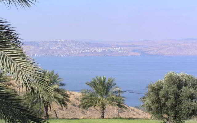 Kibbutz Country Lodging Shaar Hagolan