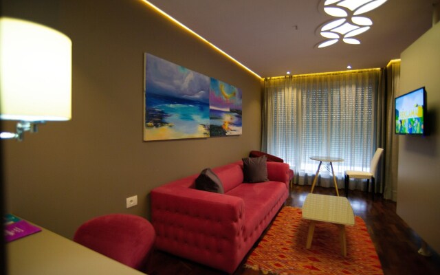 Bougainville Bay Hotel