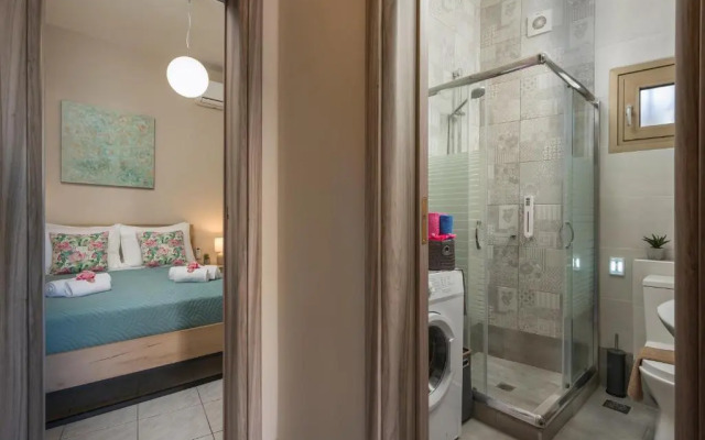 Brand-New stylish Flat w. Parking