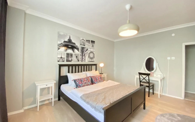 Missafir Stylish Flat Near Shopping Malls in Sisli