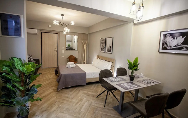 Privilege Flat Renovated Upscale Studio