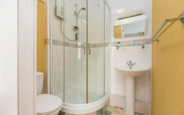 Chestnut Grove Bed And Breakfast