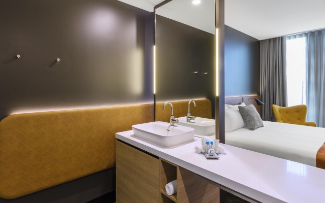 Vibe Hotel Canberra