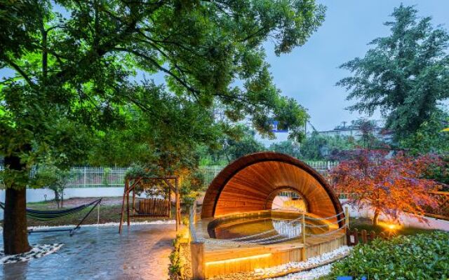 Yixiyixia Homestay