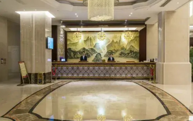 Zhongyi Holiday Hotel