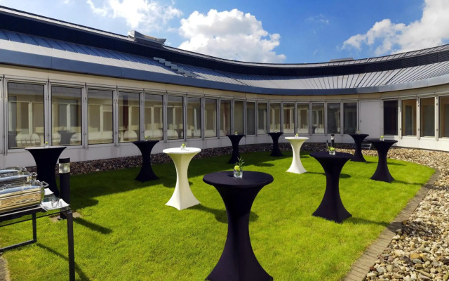 Sheraton Duesseldorf Airport Hotel