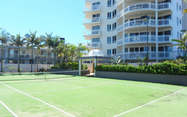 Beachside Resort - Kawana Waters