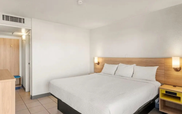 Days Inn by Wyndham Wheat Ridge/Denver West