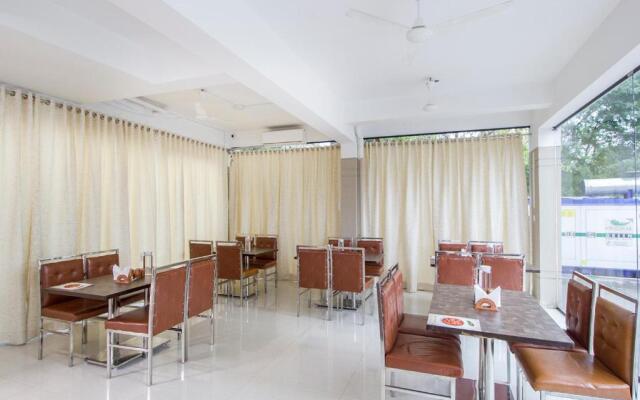FabHotel Limestone Suites