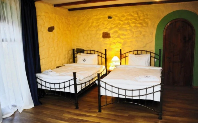 Chateau Mere Hotel