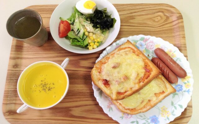 Atami Red House