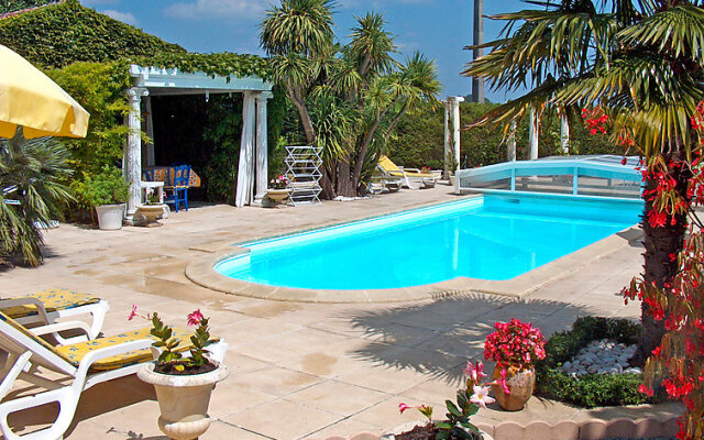 Villa Communal