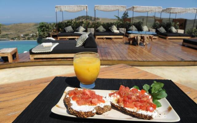 Aigis Suites
