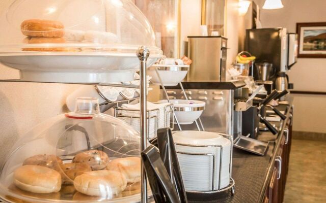 Holiday Inn Express & Suites Clear Spring by IHG