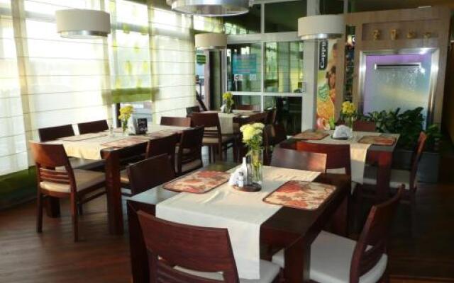 Restauracja Oaza Pokoje Goscinne