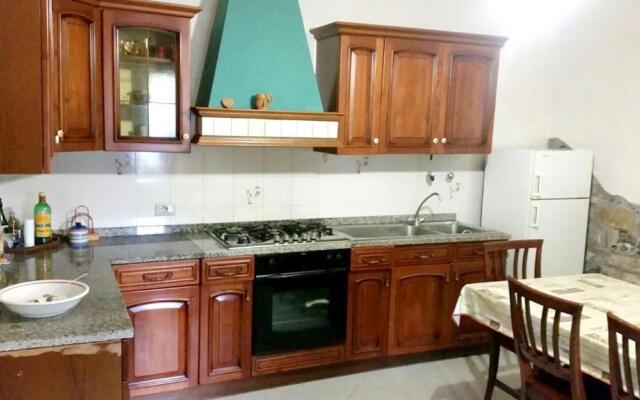 Apartment with 2 bedrooms in Petrosa with furnished terrace and WiFi 5 km from the beach