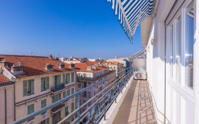 Rooftop At Palais De La Buffa