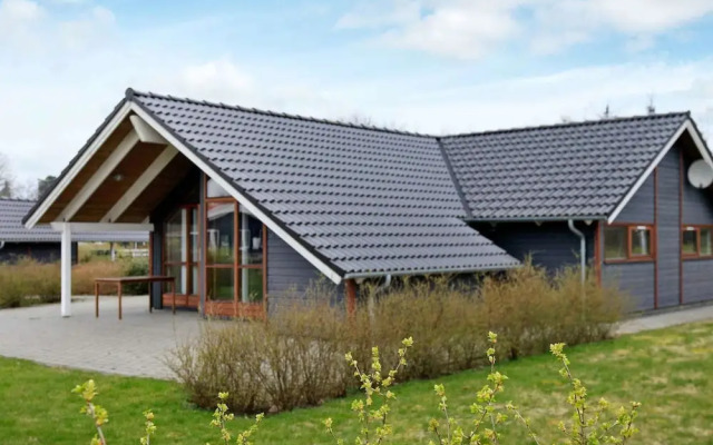 6 Person Holiday Home in Ansager