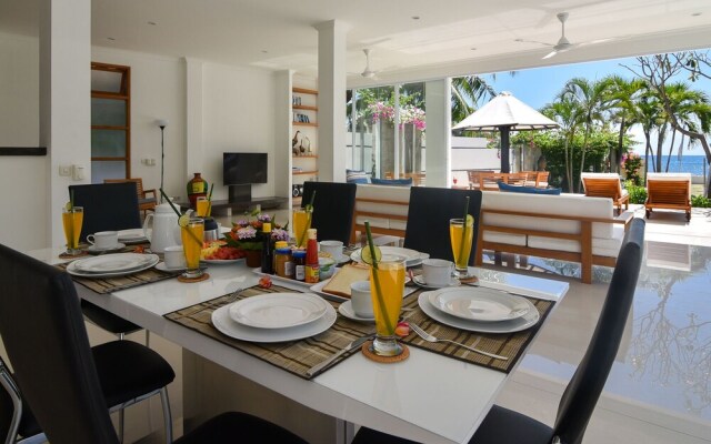 Villa Lovina Beach 2