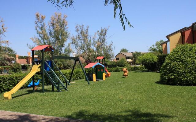 Belvilla by OYO Village Albarella Trilo