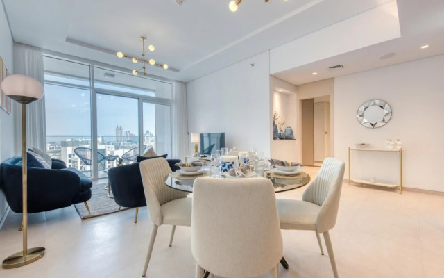 Urban 1BR w Golf Course Views