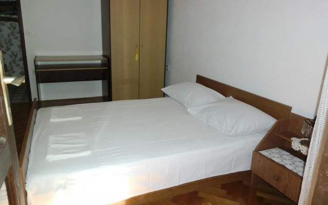 Ivan1 - 10m from the beach with parking - A2 Gornji(4+1)