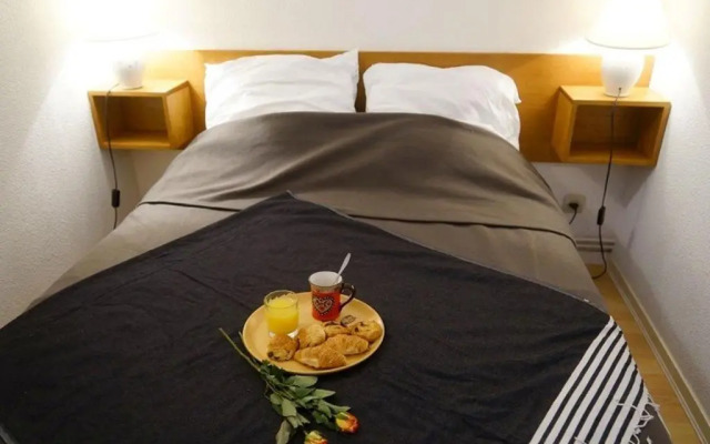 Appartement Bagnères-de-Luchon, 1 pièce, 4 personnes - FR-1-313-149