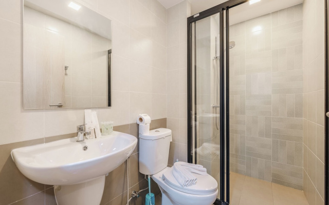 Peaceful Retreat in Heart of Phuket C210