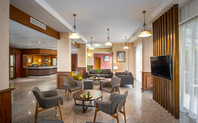 Kapetanios Limassol Hotel