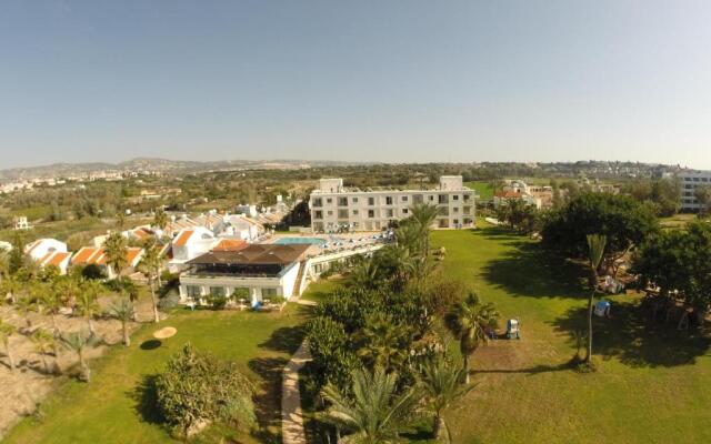 Helios Bay Hotel and Suites