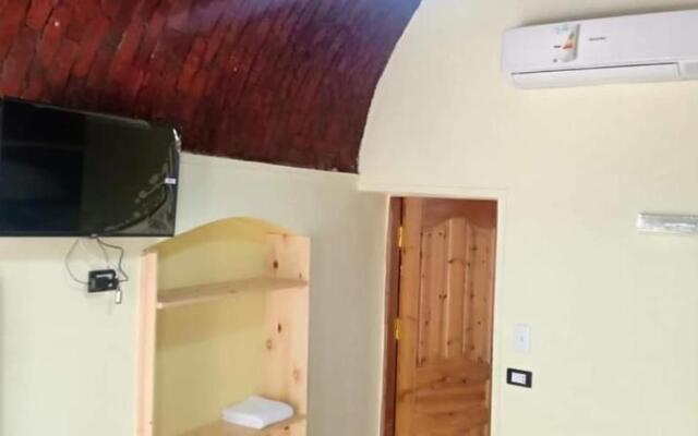 Ahmed Safari Camp & hotel