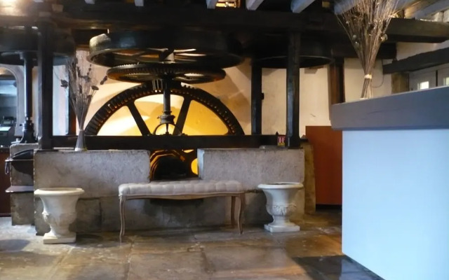 Hôtel & Restaurant Le Moulin de Chaméron, The Originals Relais (Relais du Silence)