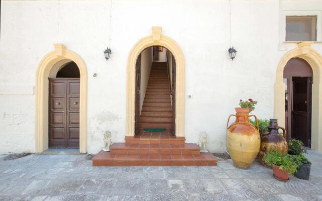 Antica Masseria Casa Rossa by BarbarHouse