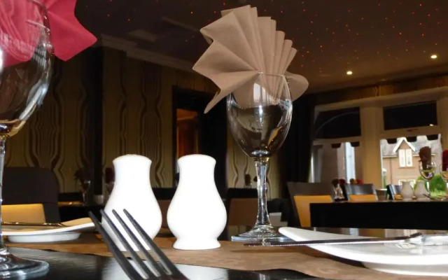 Somerton House Hotel
