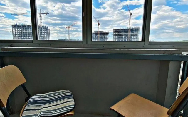 Апартаменты на улице Красного Маяка 15