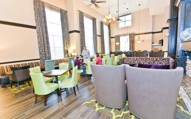 Hampton Inn & Suites Exeter