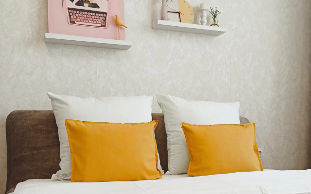 Two Pillows on the avenue Stank Dimitrov 67 building 5