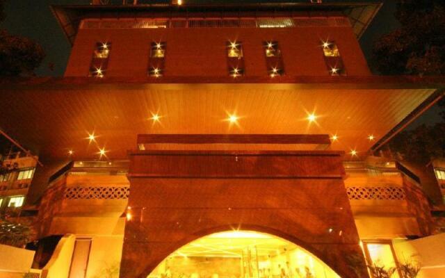 The Maharaja Business Hotel