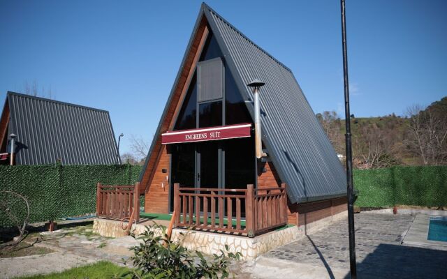 Engreens Suit Bungalov