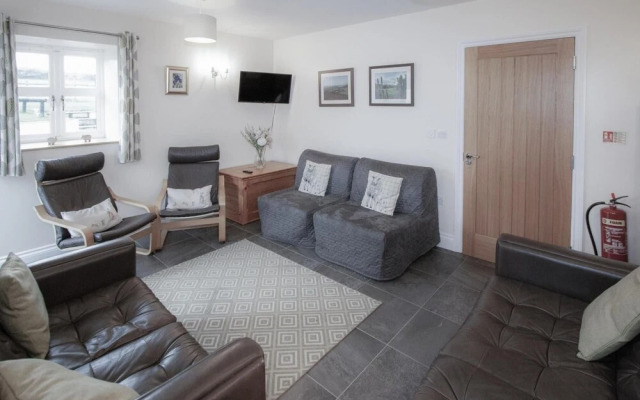 The Chaffhouse - 4 Bedroom - Llangenith