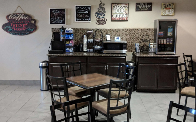 Best Western Plus University Inn & Suites