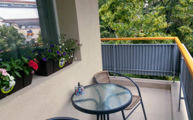 M&N Central Apartment