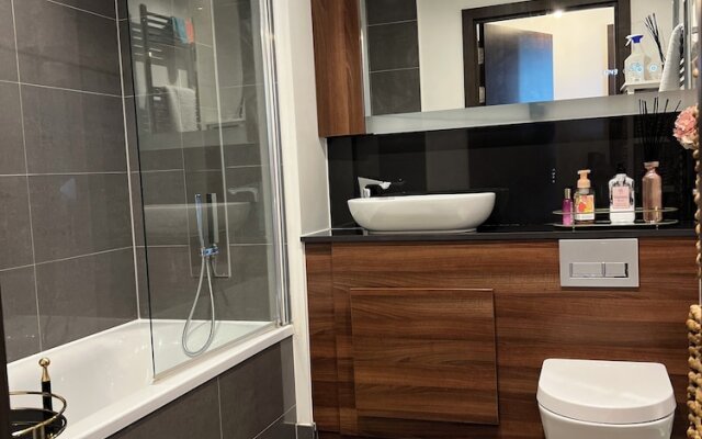 Stunning 1-bed Apartment in Dartford