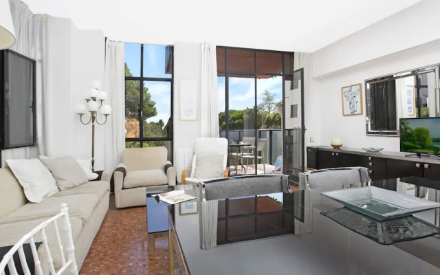 Pineda in Llafranc With 4 Bedrooms and 2 Bathrooms