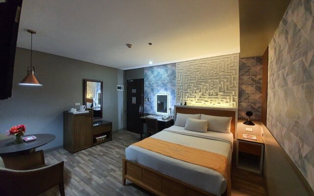 MODA Mariposa Budget Hotel - Anonas