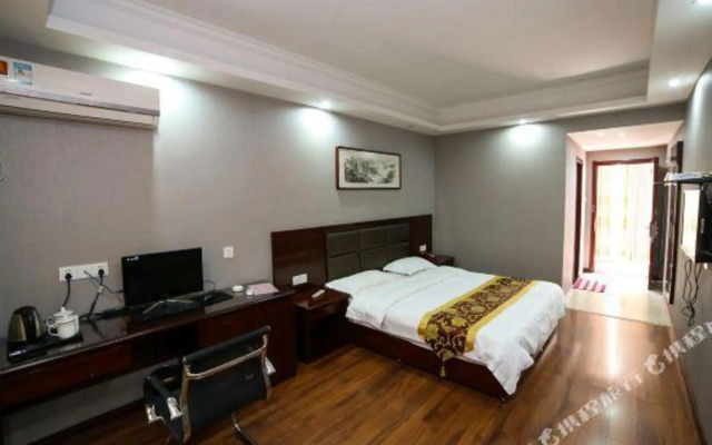 Xingcheng Business Inn
